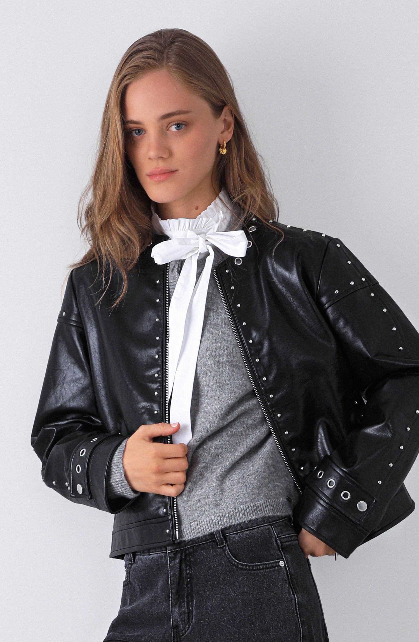 Ojal Black Jacket