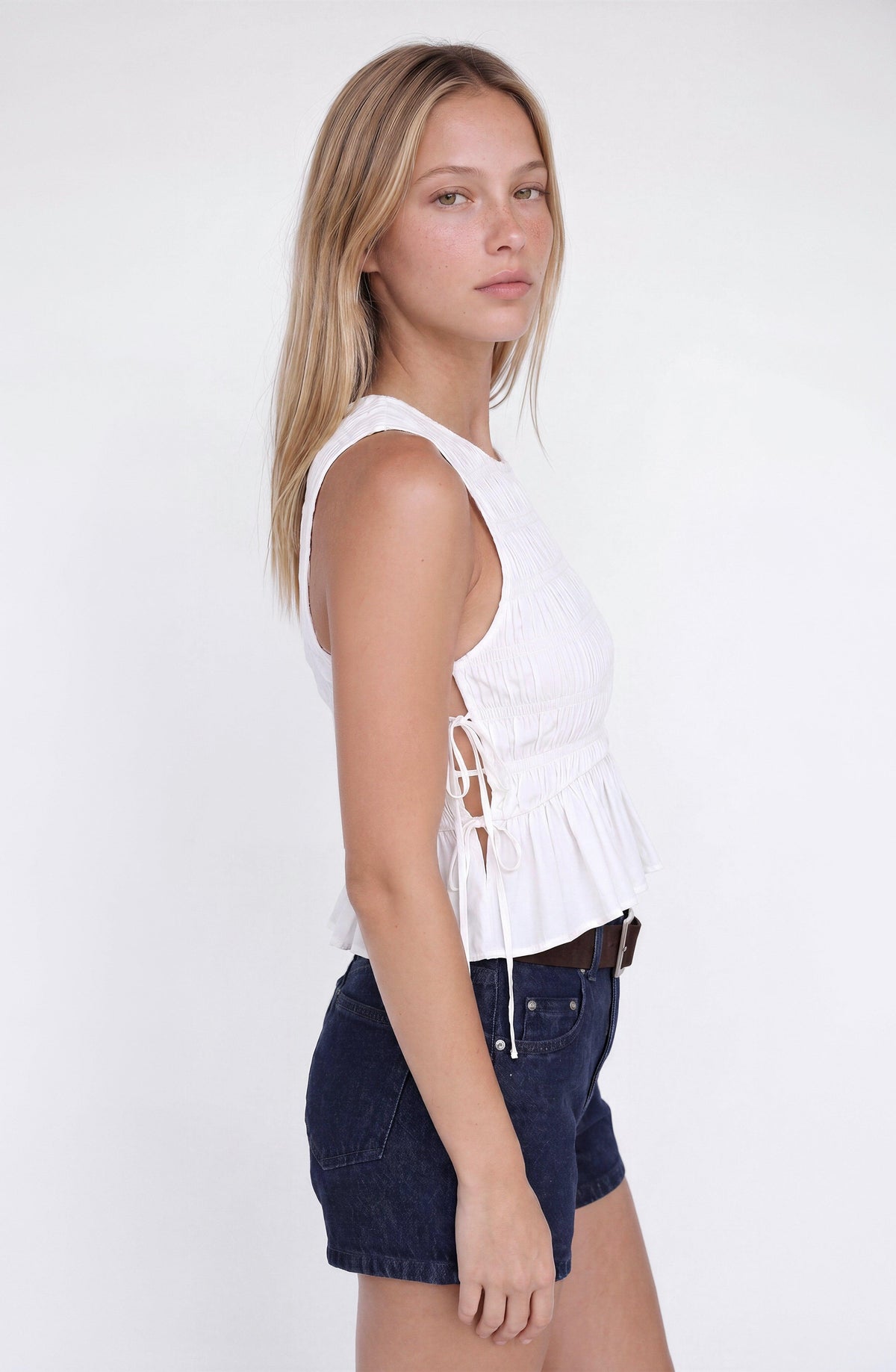 White Honeycomb Top with Cutout and Ties