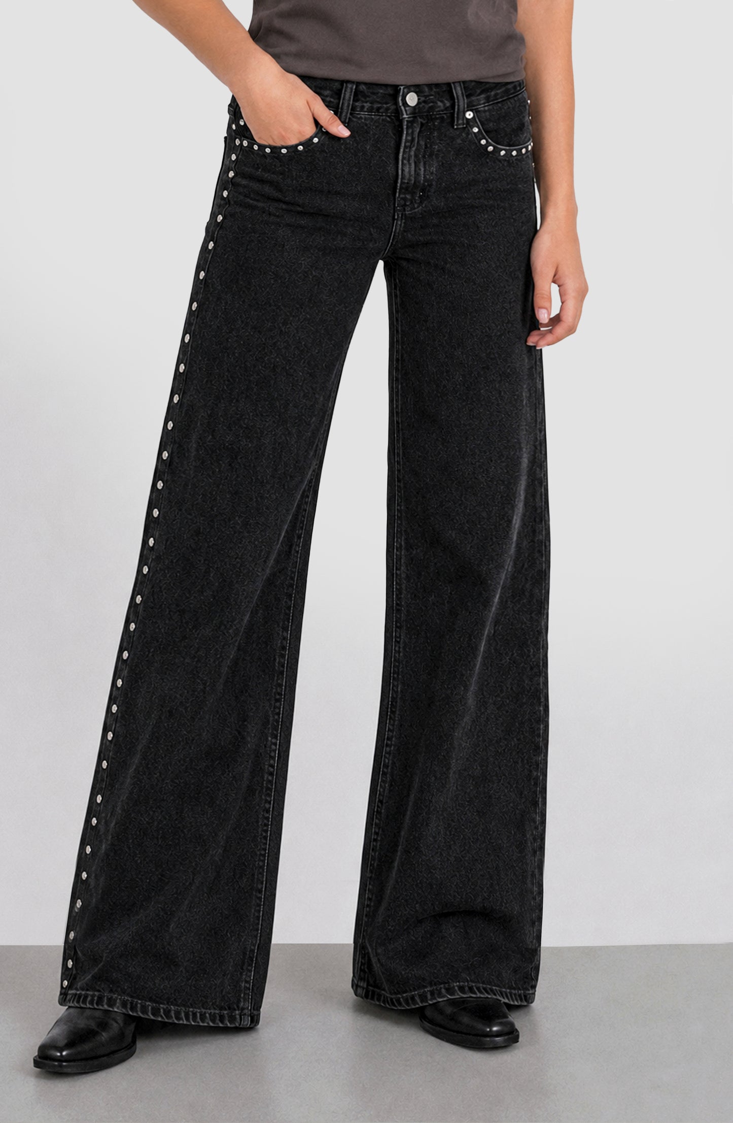 Black Star Straight Pants