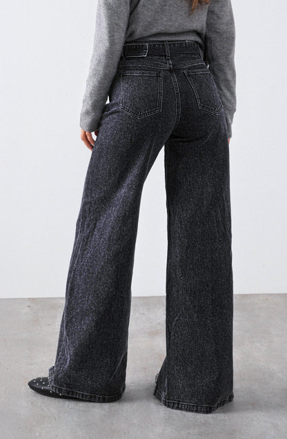Black Belted Slit Pants