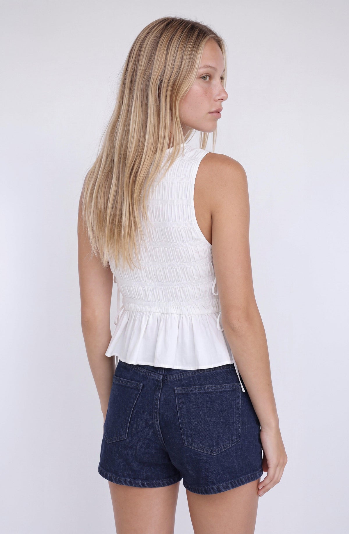 White Honeycomb Top with Cutout and Ties