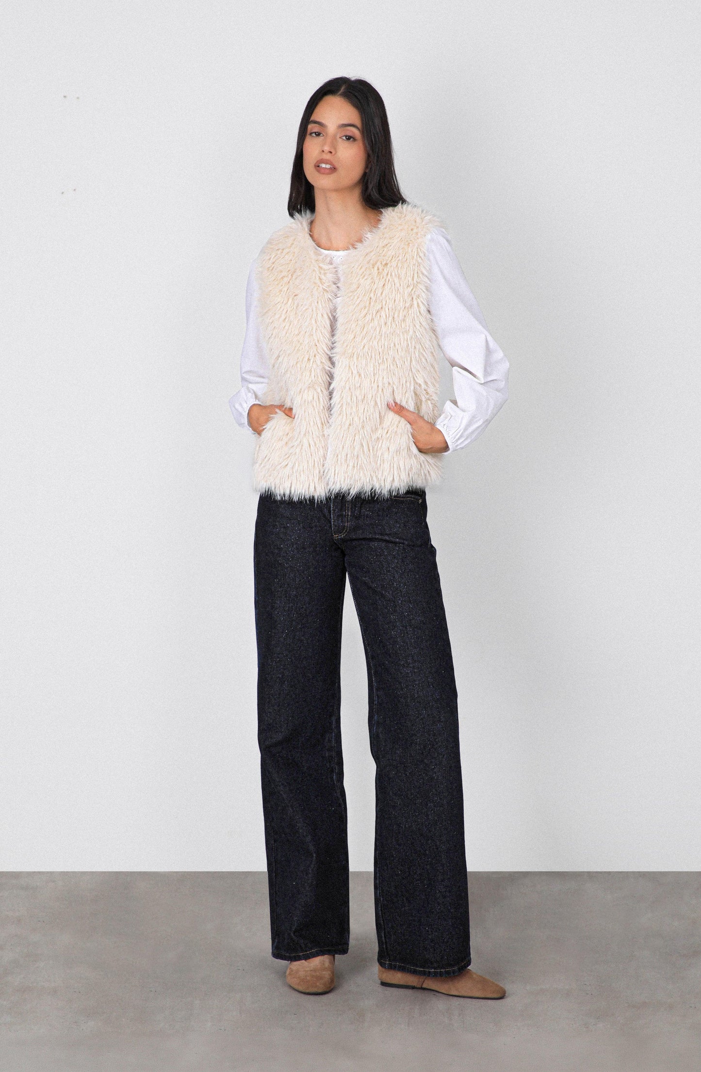 Sleeveless White Fur Jacket