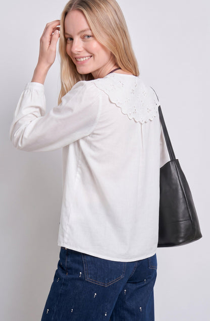 Bobo Collar Blouse Embroidery White