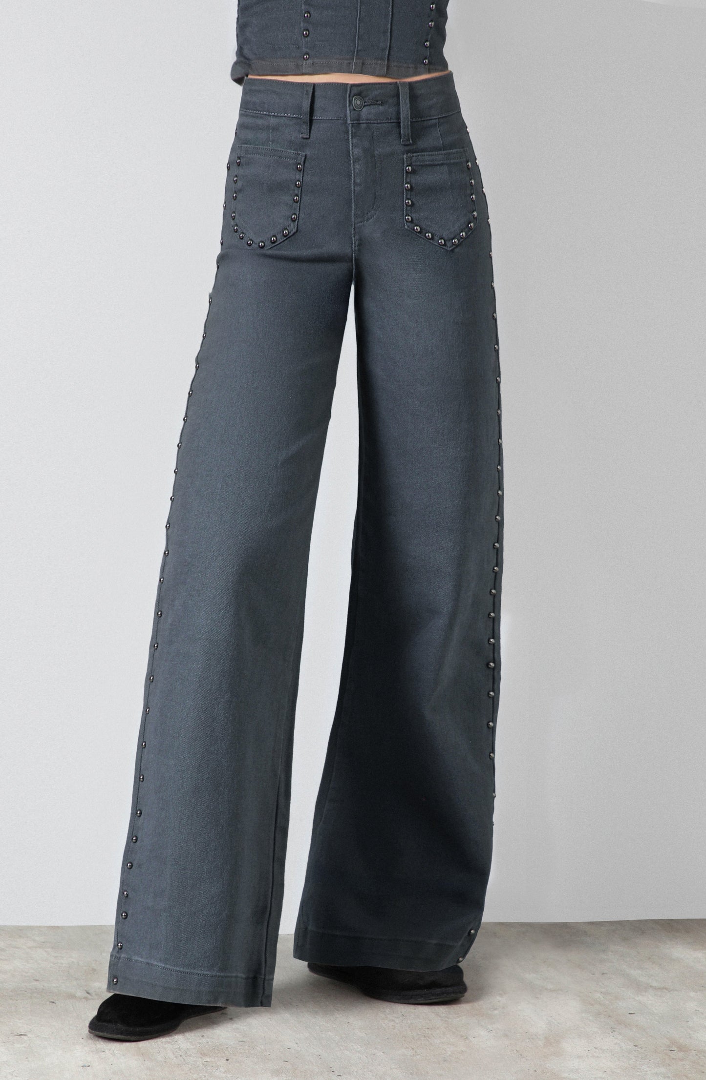 Pantalón Tachas Bolsillos Gray