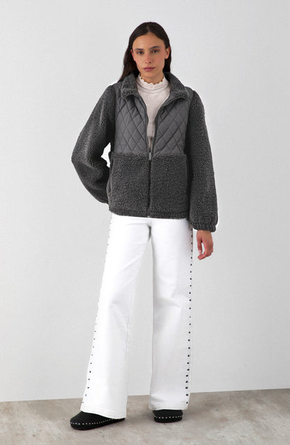 Chiporro Acolchado Cuello Alto Gray