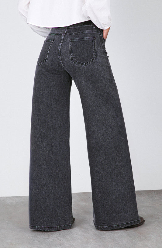 Pantalón Corte Pierna Black