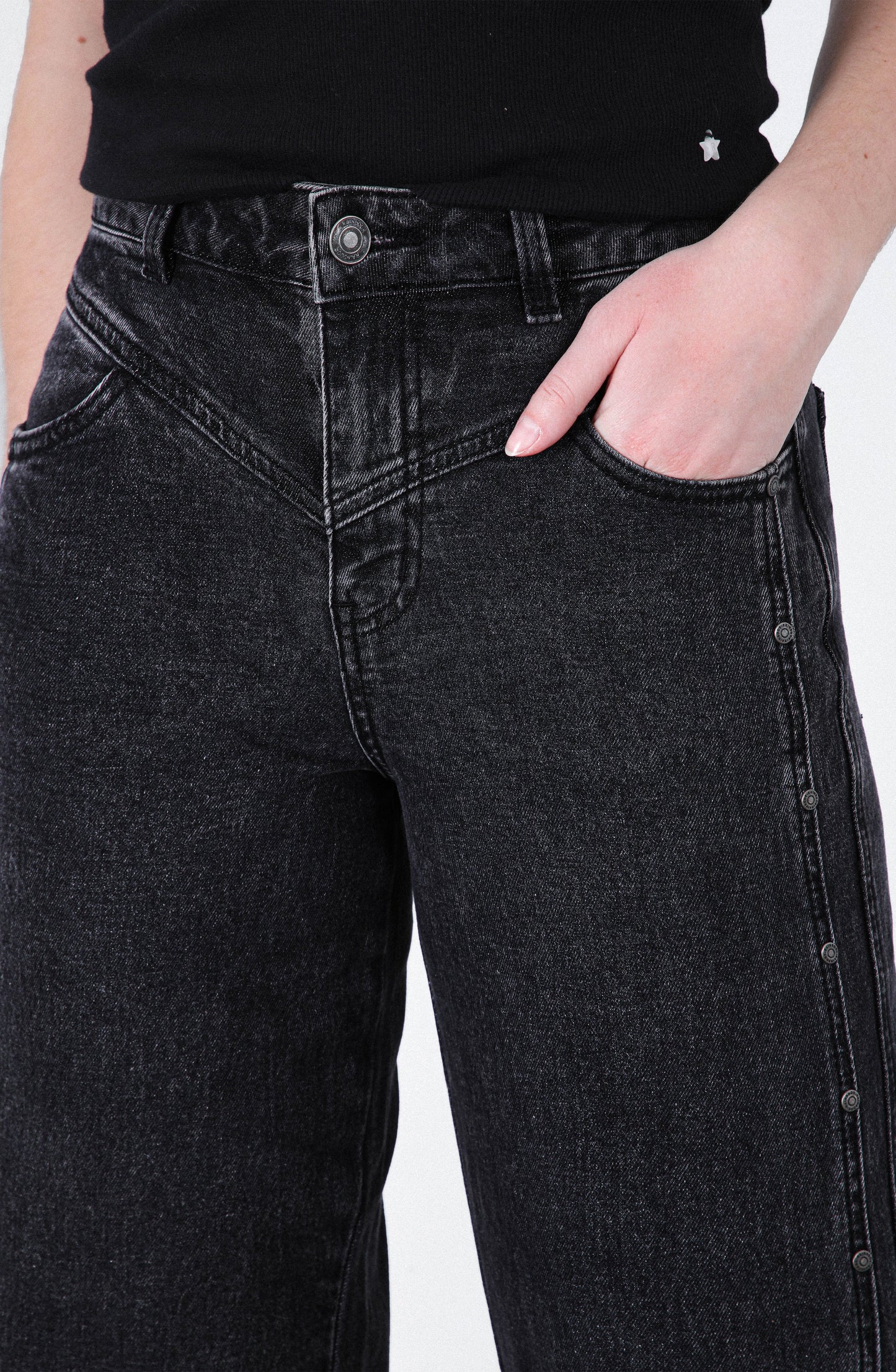 Pantalón Cortes Black